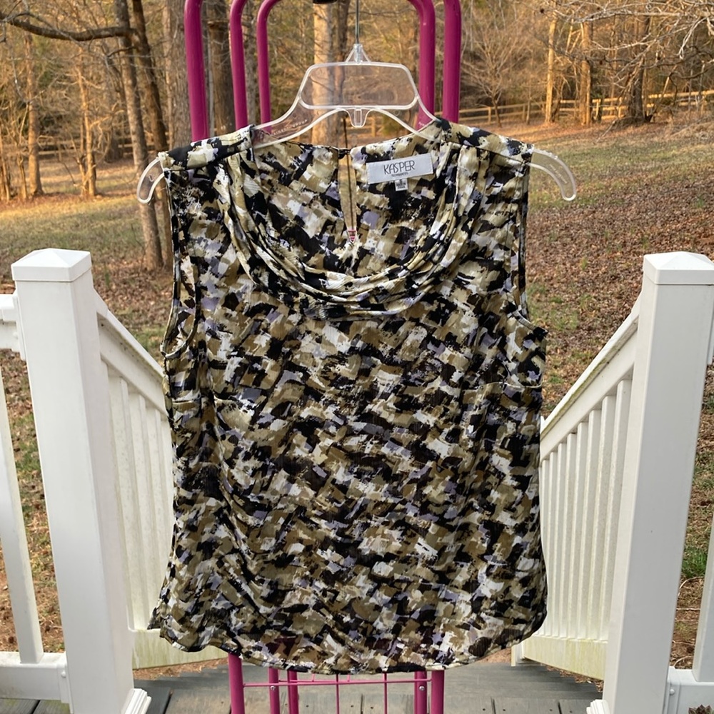50% off in 3+ bundle, Kasper Print Sleeveless Blouse